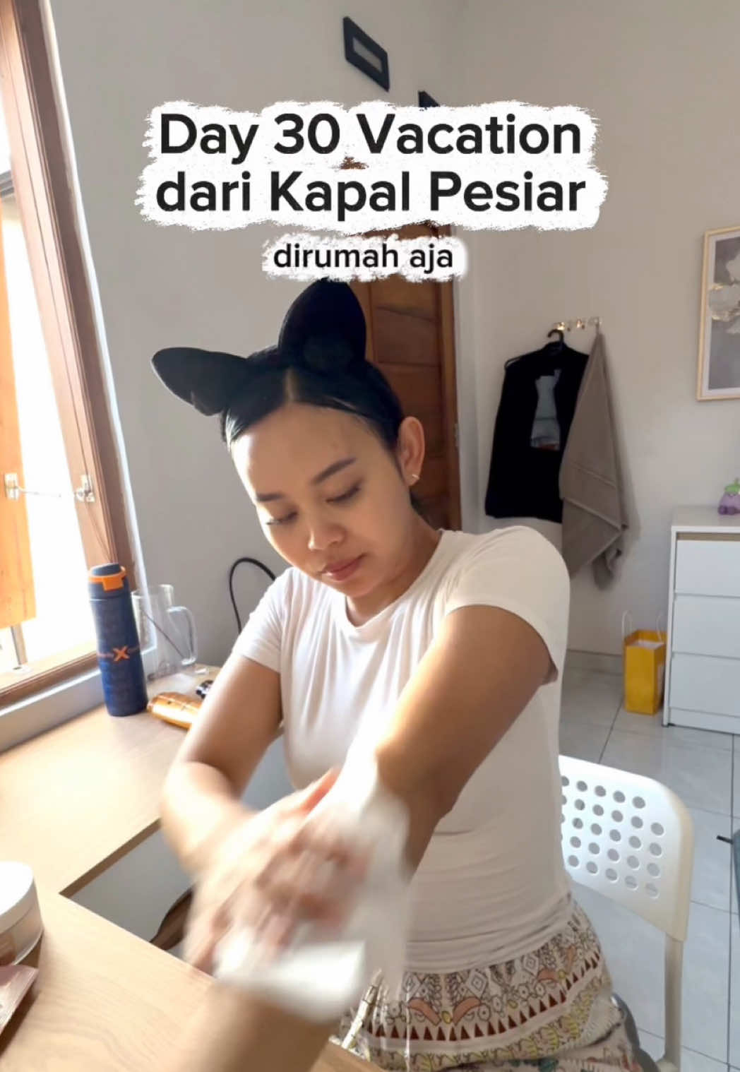 @hellojulie