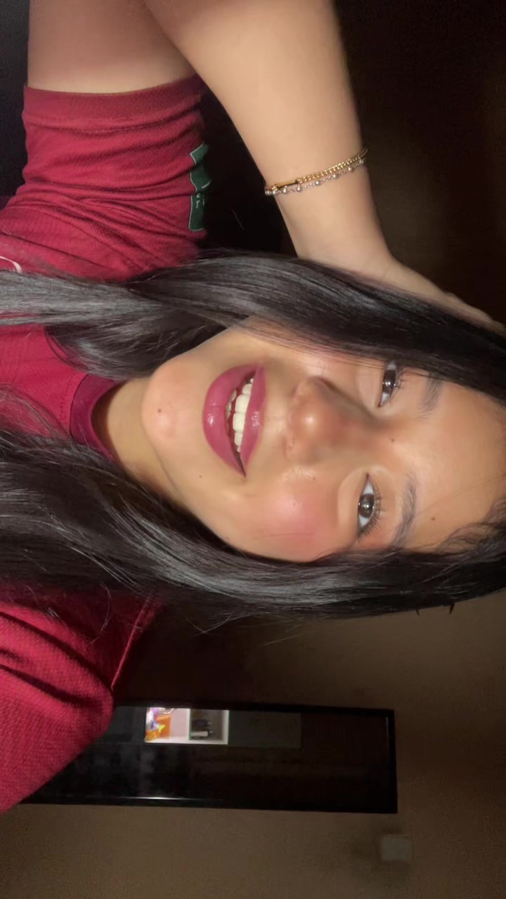 @Becaaaa