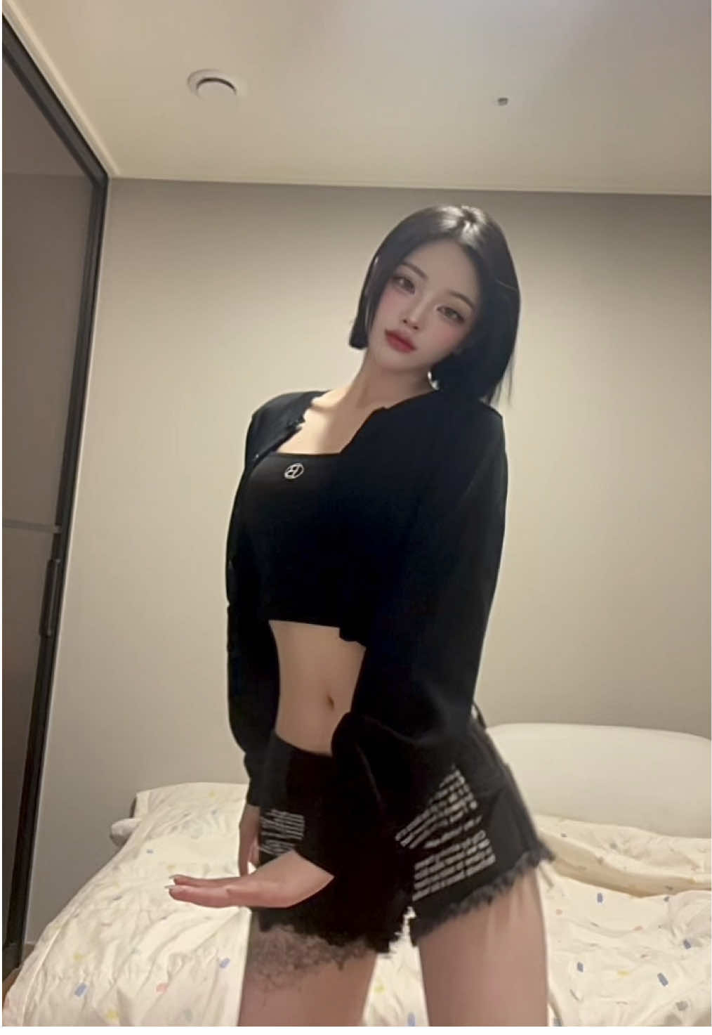 @채이