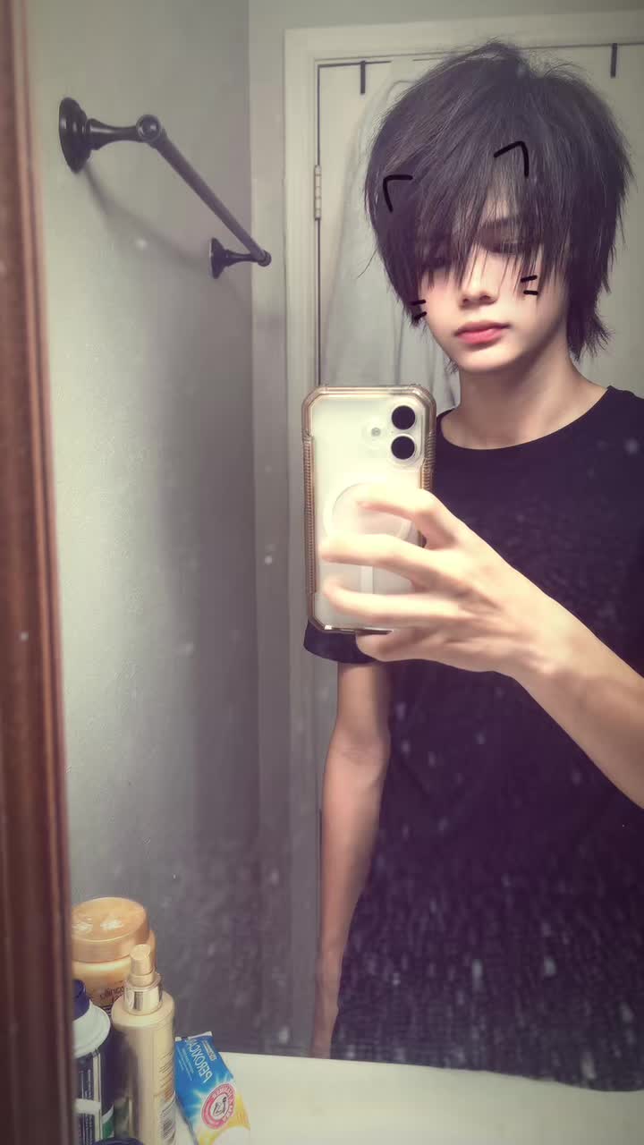 @🕸️