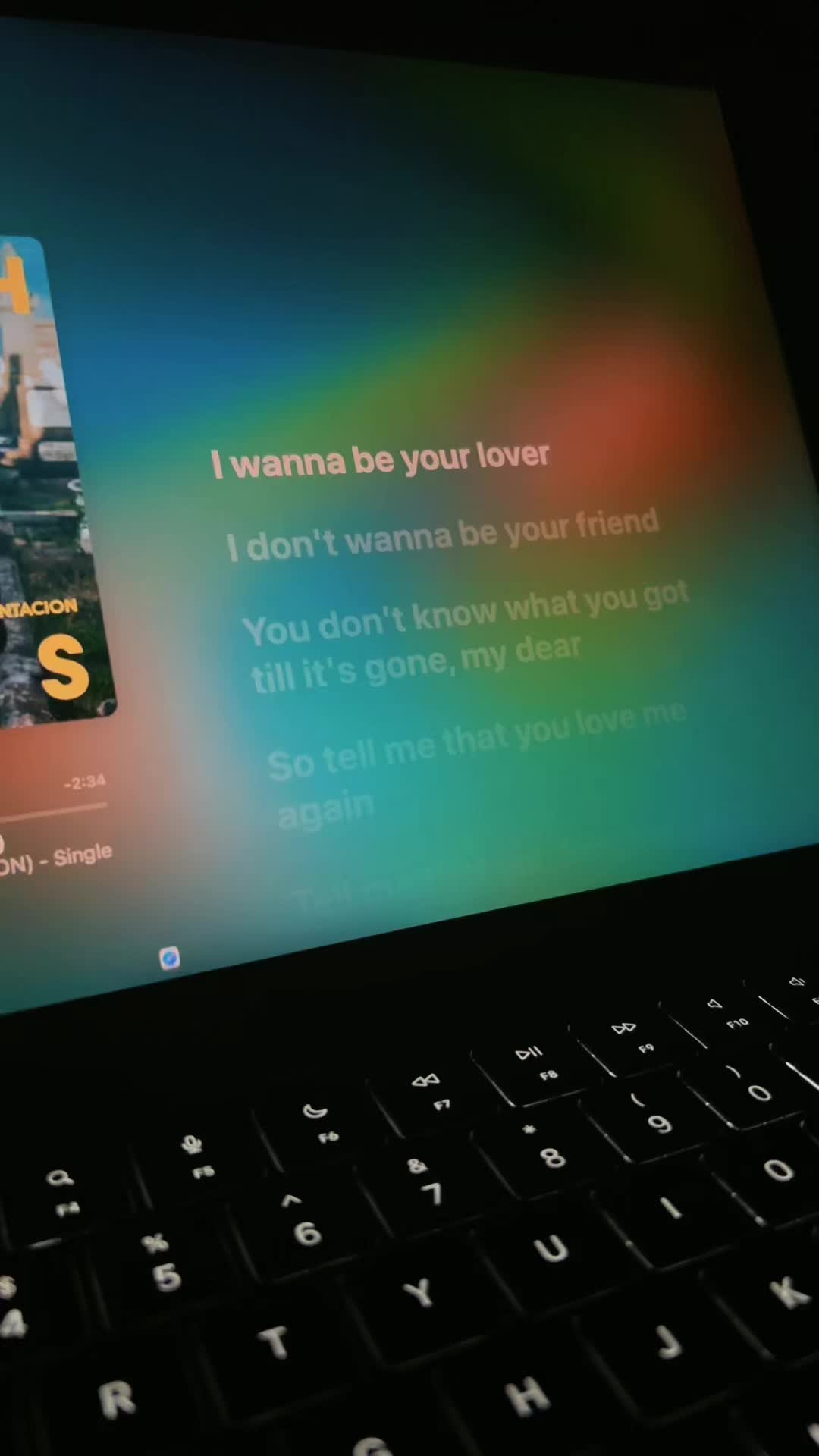 @Akio