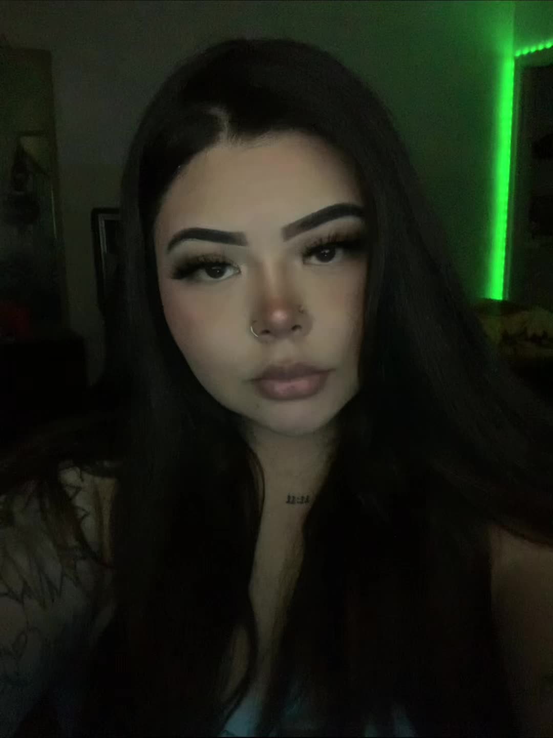 @Binthyaaa