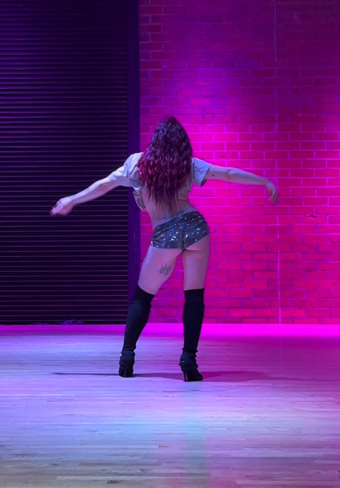@CHLOSTAR