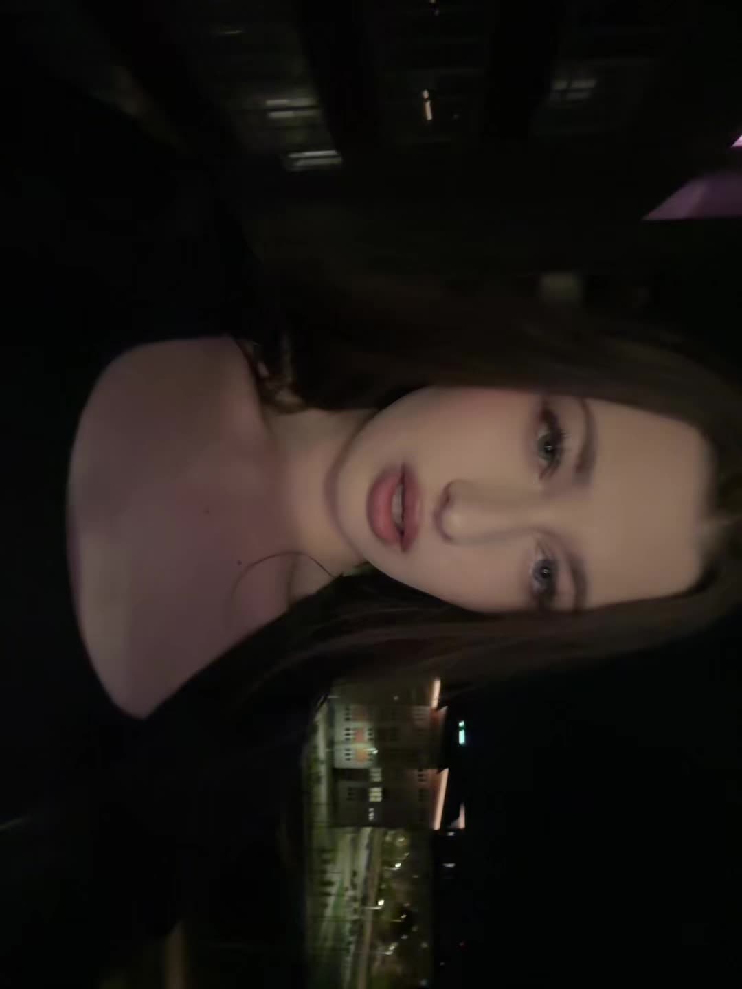 @skatril
