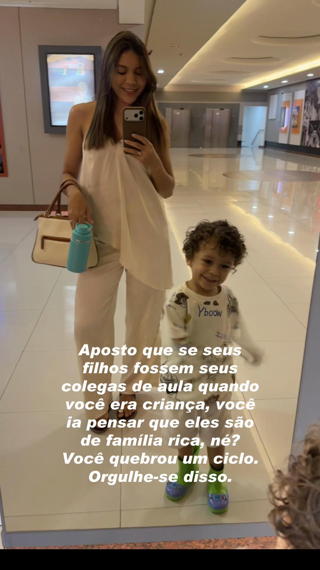 @Lya Mara