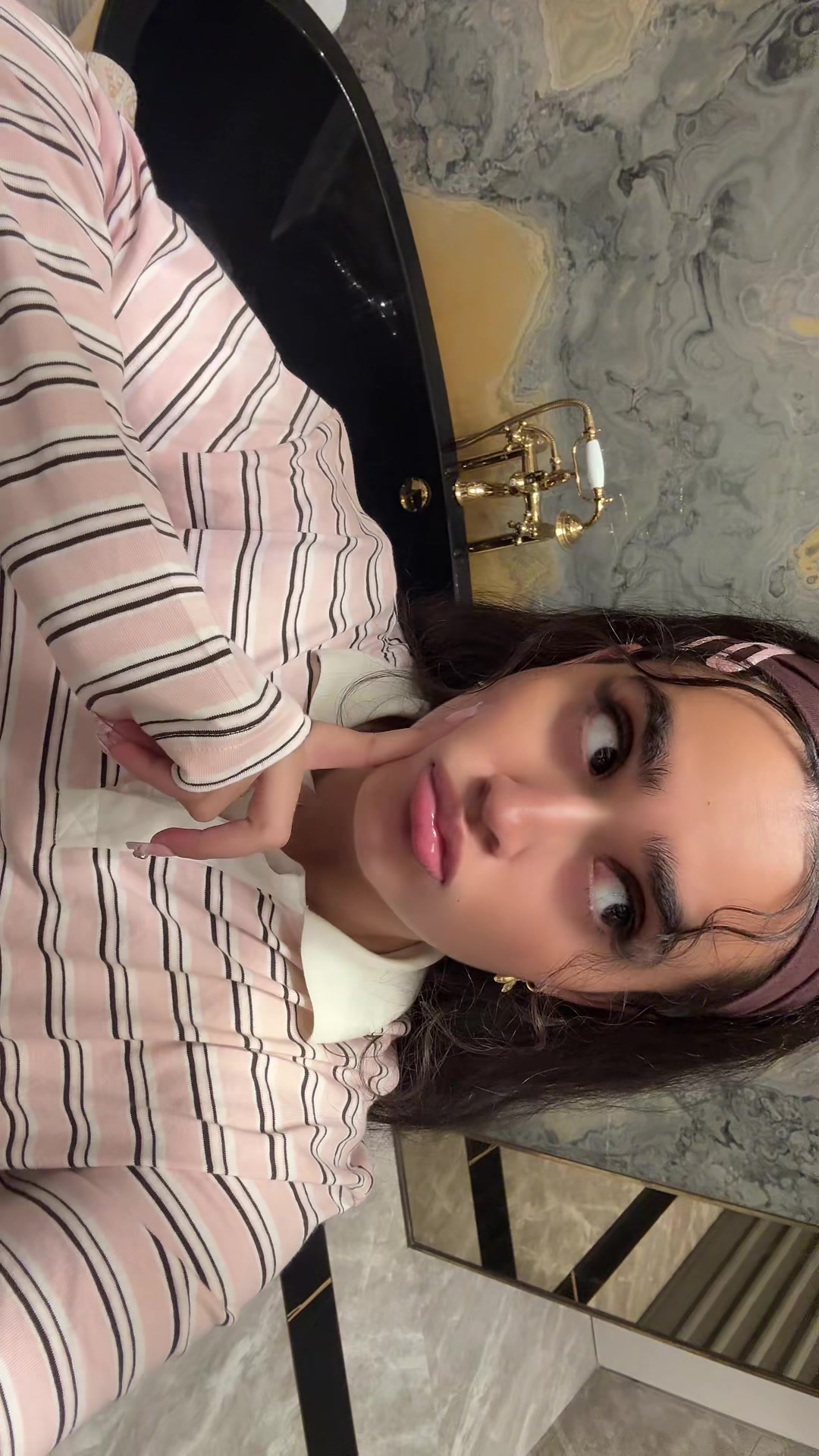 @eishita