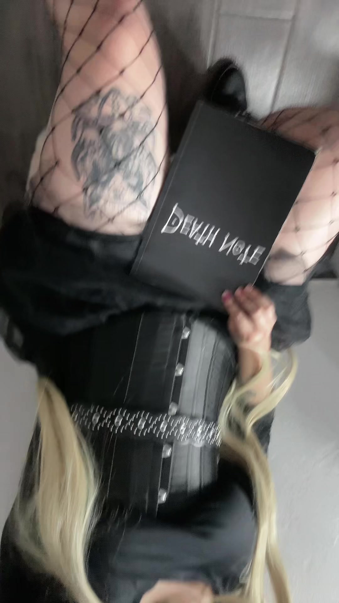 @N&eacute;mesisAkai009🕯️