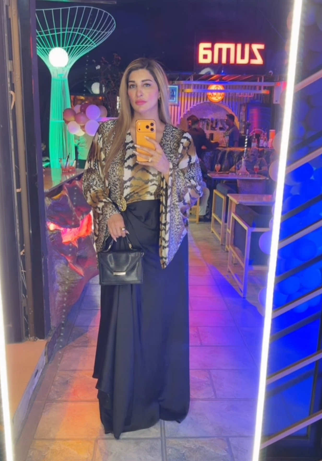 @Raheelakhanofficial