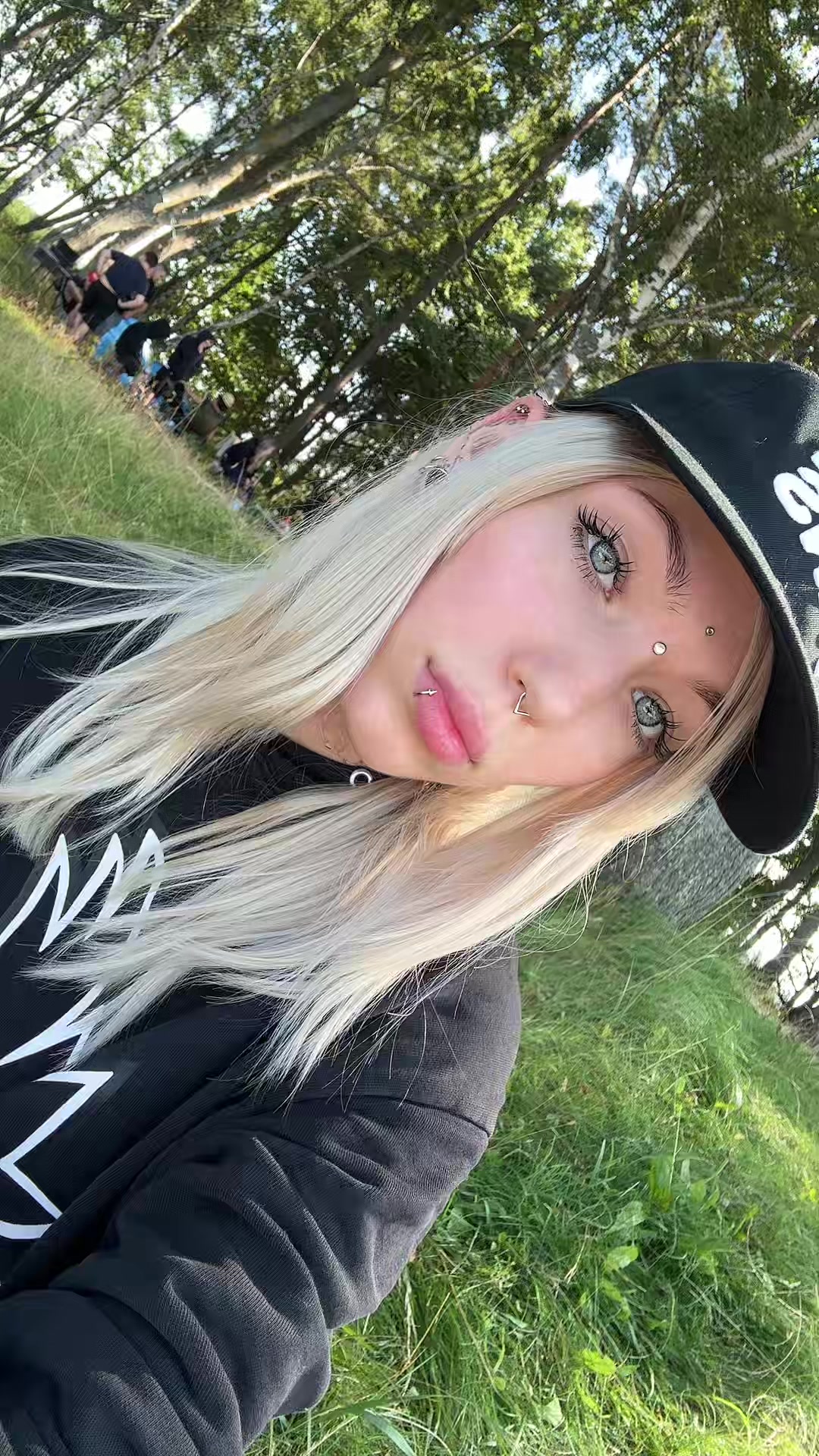 @Ulyvvv