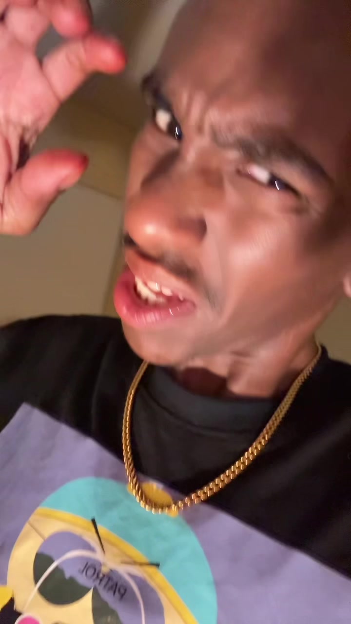 @🤴MrKingTaki27👑