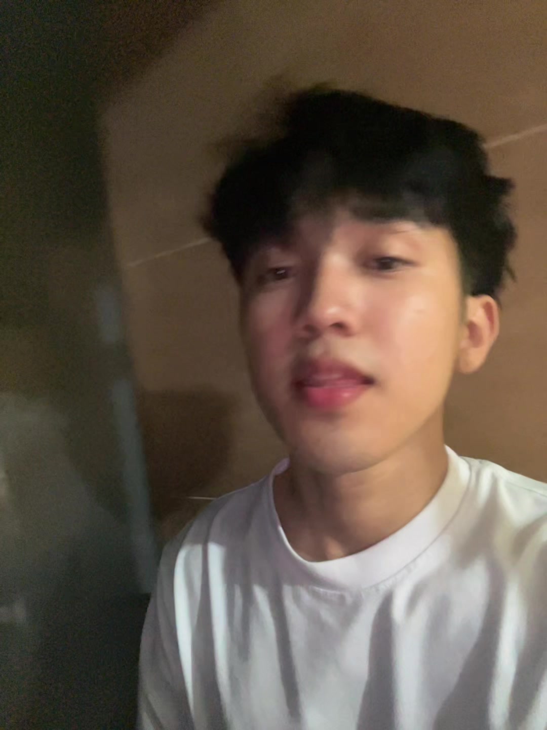 @whos haes