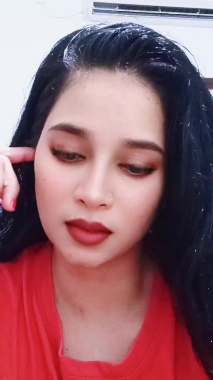 @🖤🤍nila🤍🖤