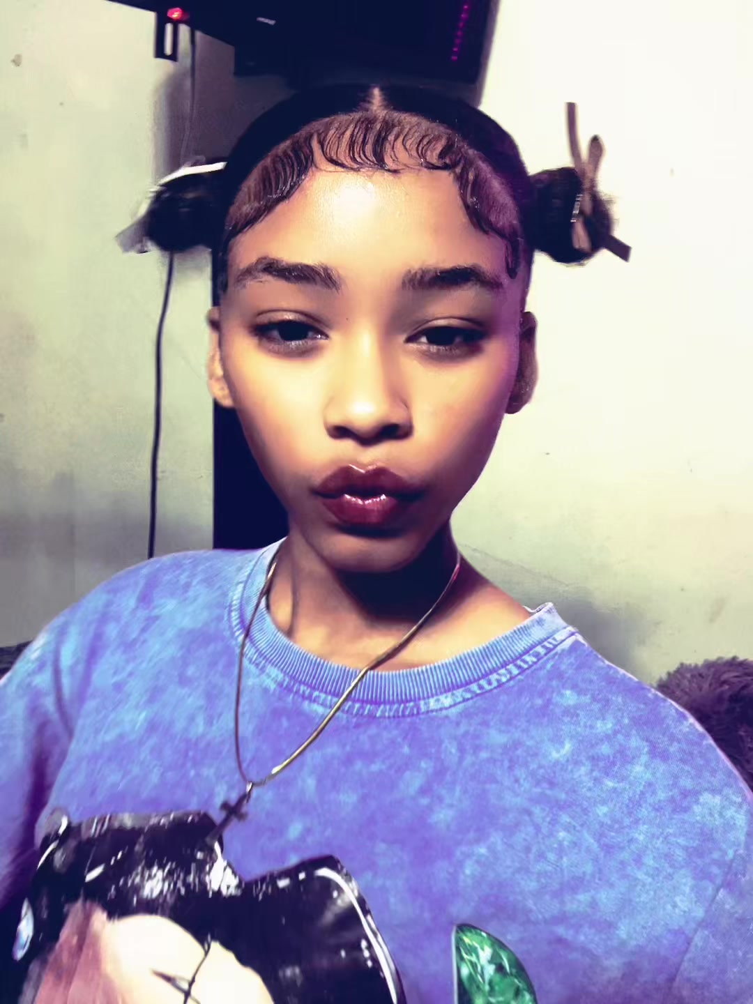 @𝓩𝖔𝖒𝖇𝖎𝖊🧟♀️