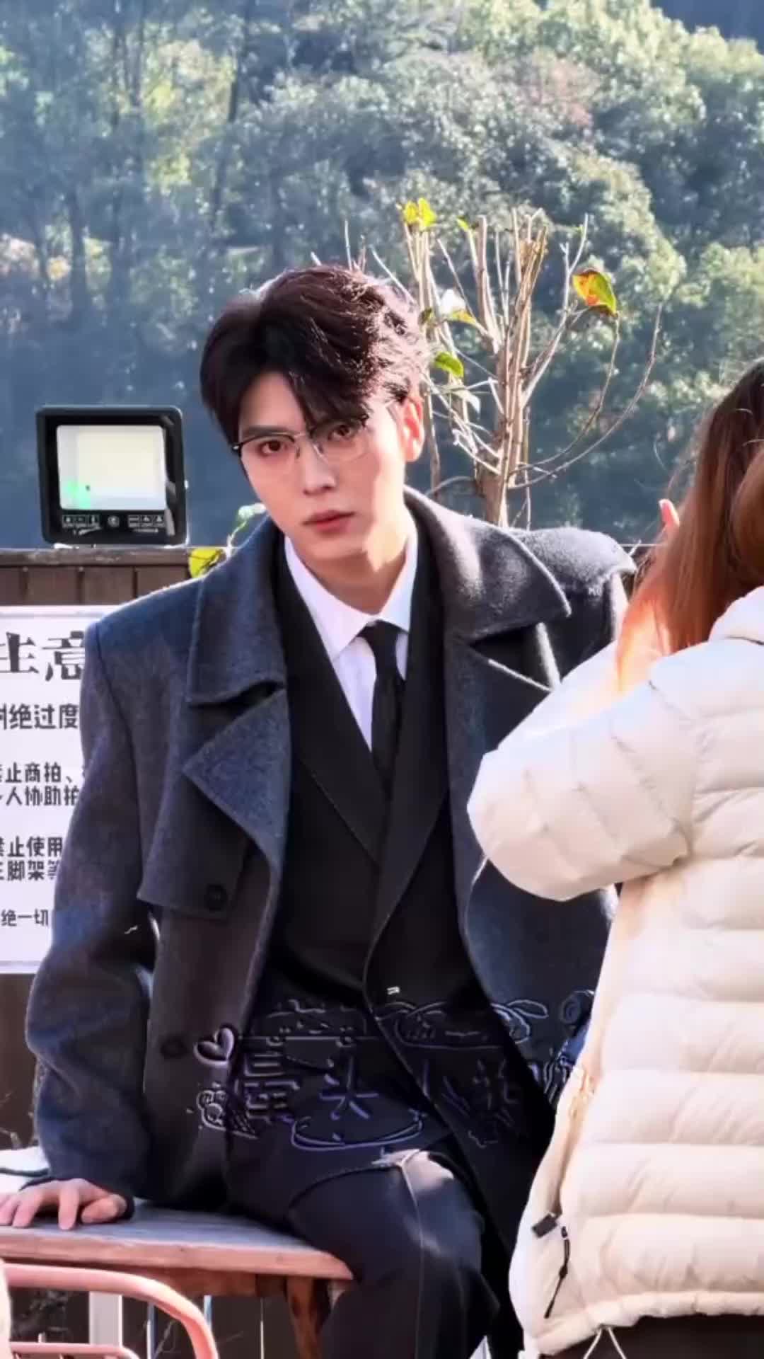 @阿娜•拉哈💎