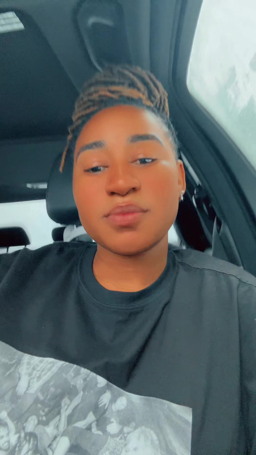 @donabella 🇨🇦🇺🇬