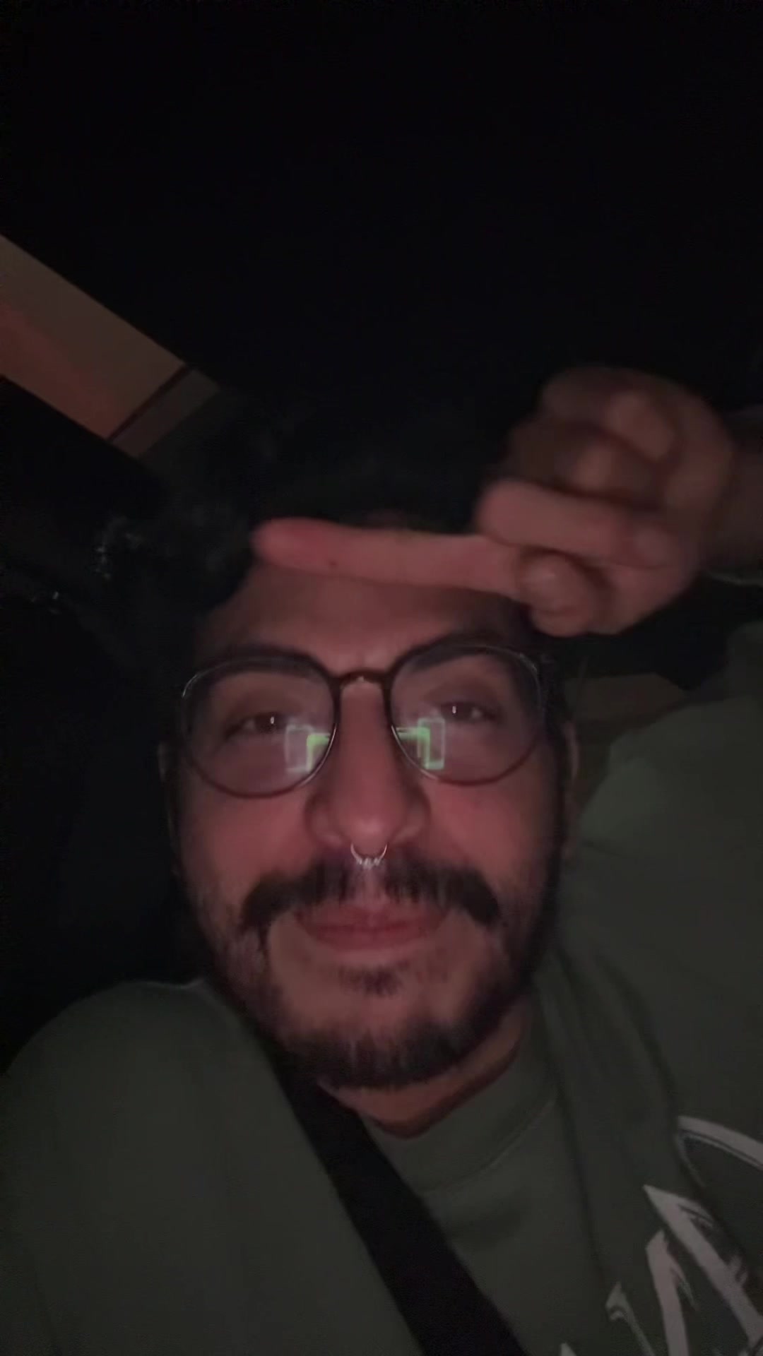 @Elias