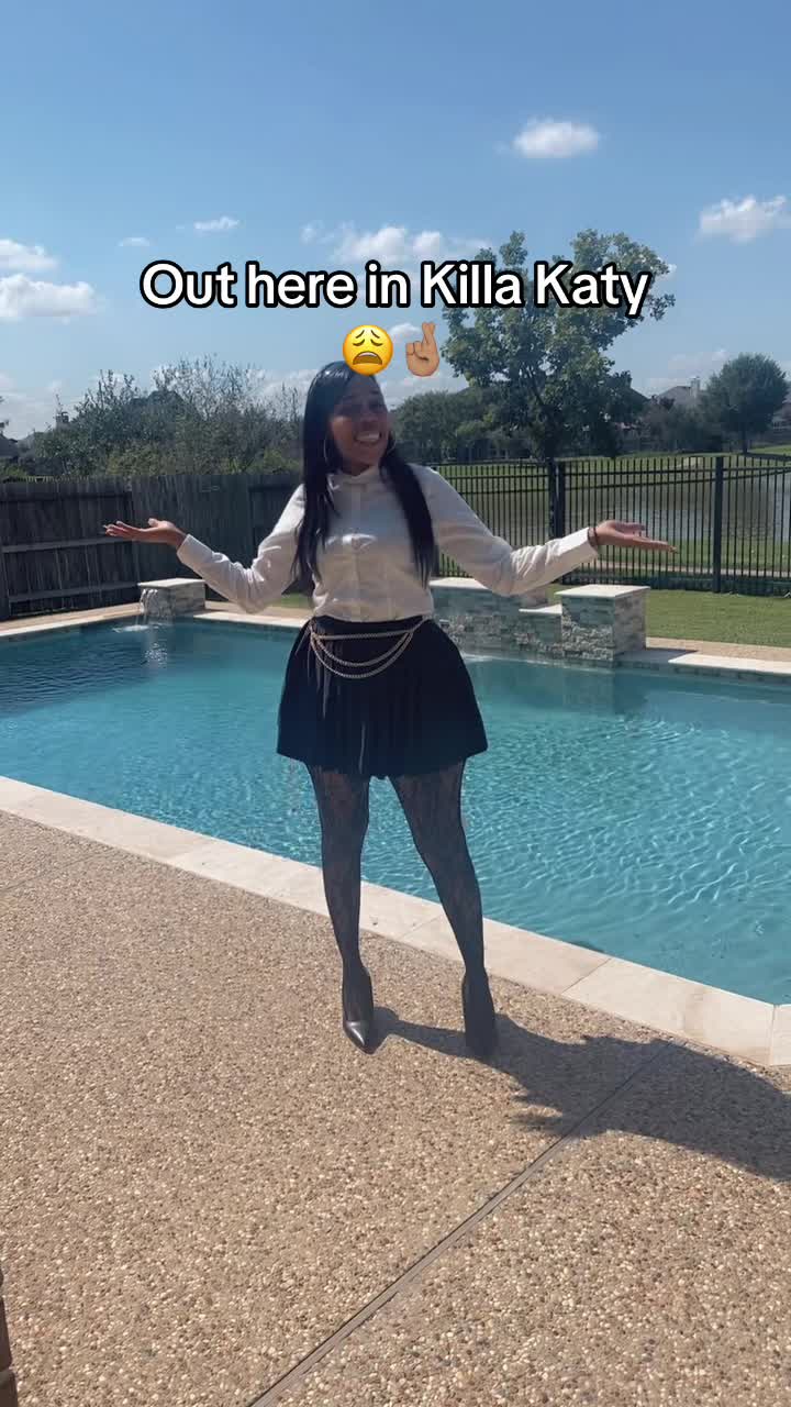 @Official_ieishamarie