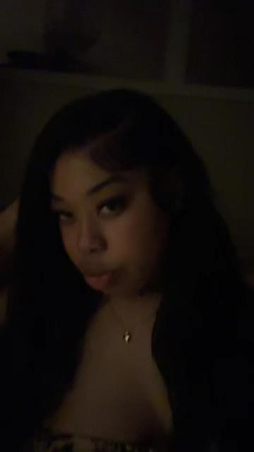 @layy ๐๐ค.