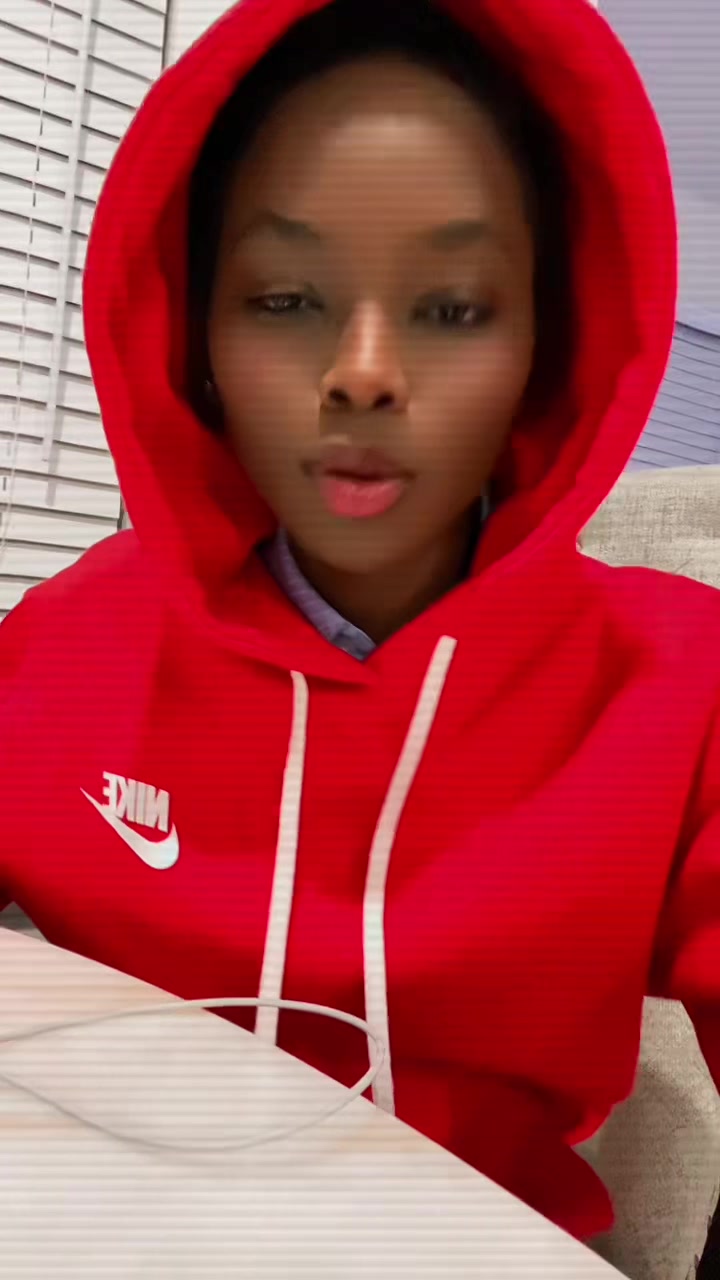 @Sally🇰🇪🇺🇸