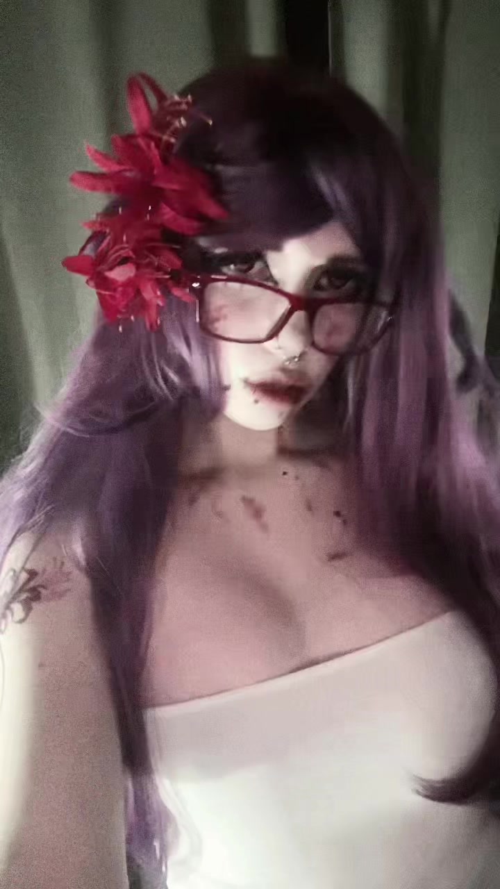 @☣︎