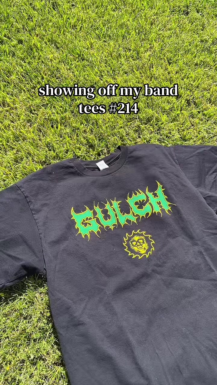 @Bruja ⚰️.