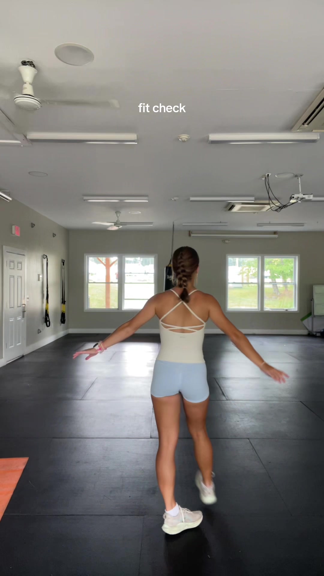 @bellaaa