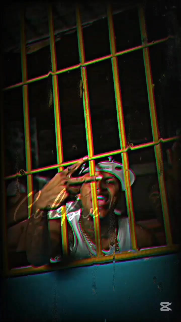 @༆✯𝓒𝓾𝓵𝓮𝓫𝓻𝔁✯༒🧤💚🍍