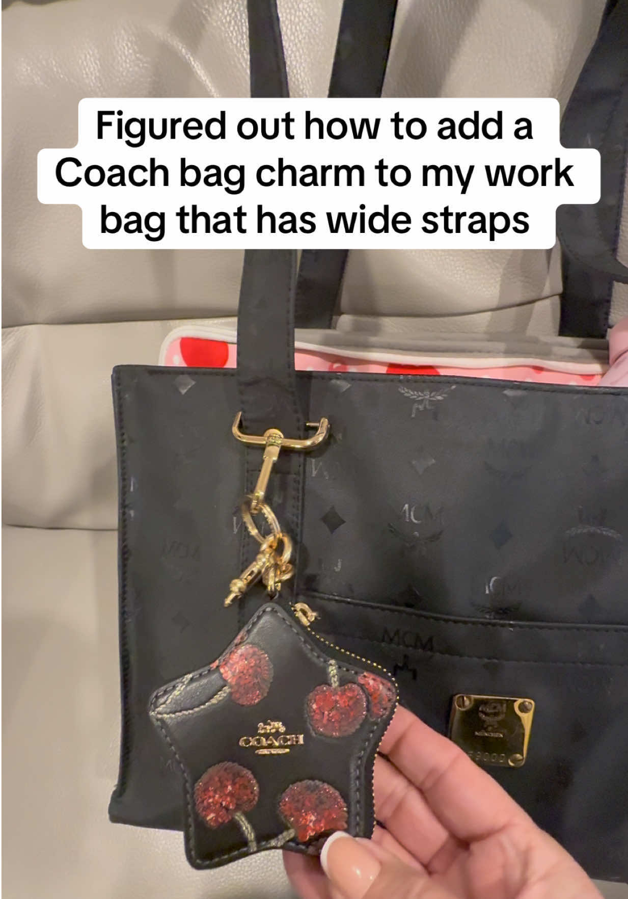 @Just browsing 🍒👜 🎀