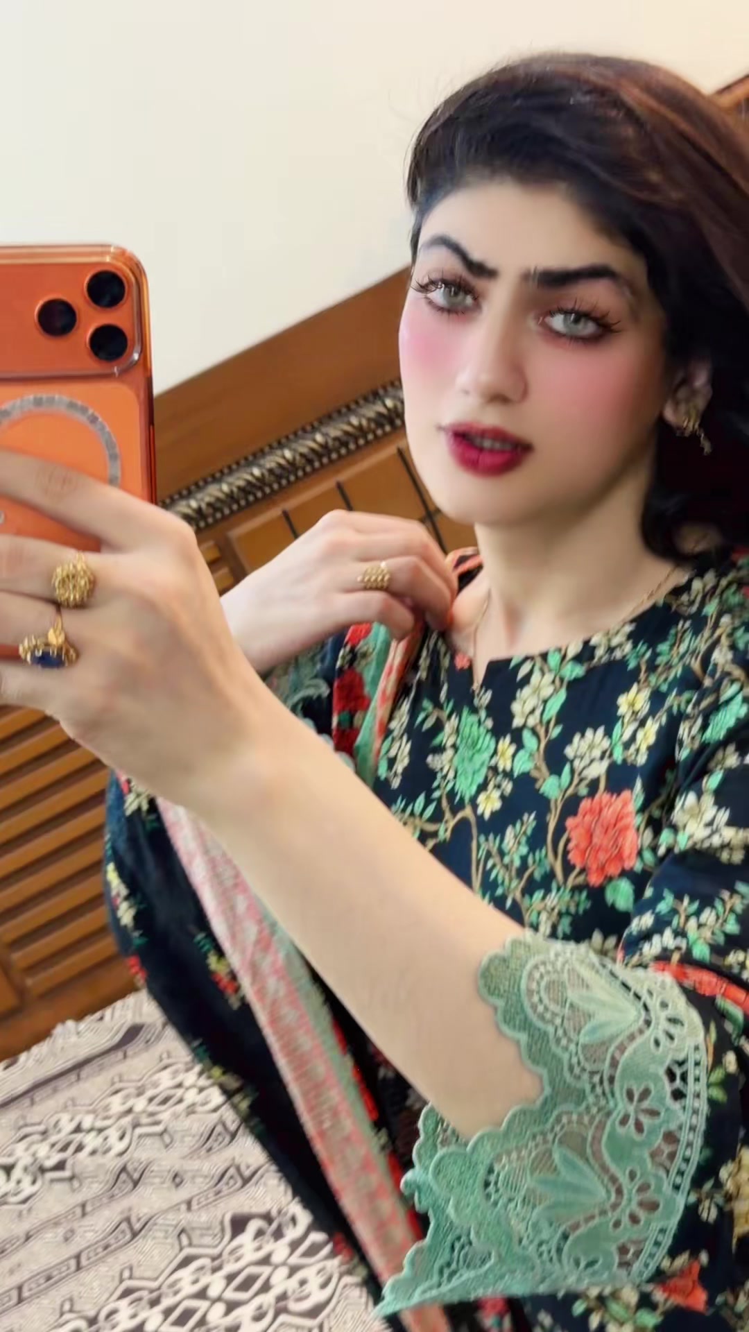 @Masooma jaan