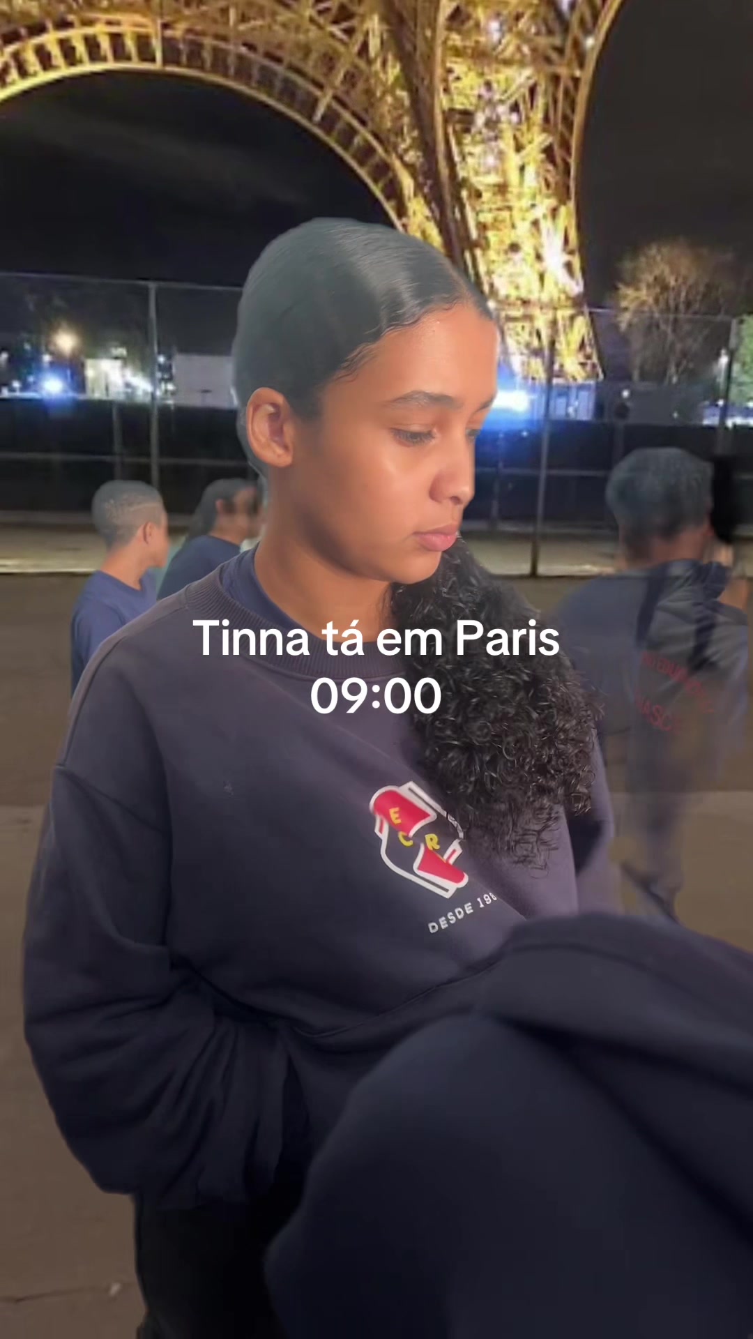 @O que a tinna faz na escola