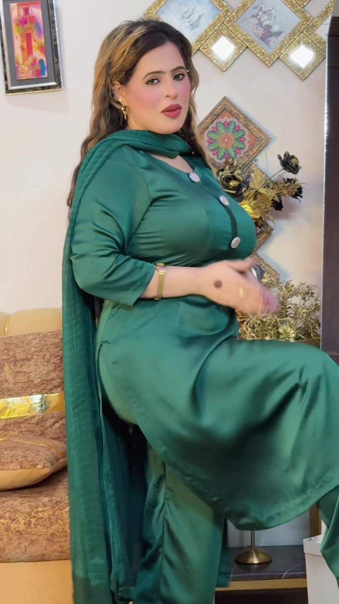 @❤️Waffa khan ♥️