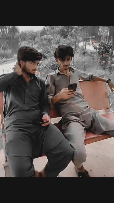 @HUSNAIN LANGRIYAL JATT👑