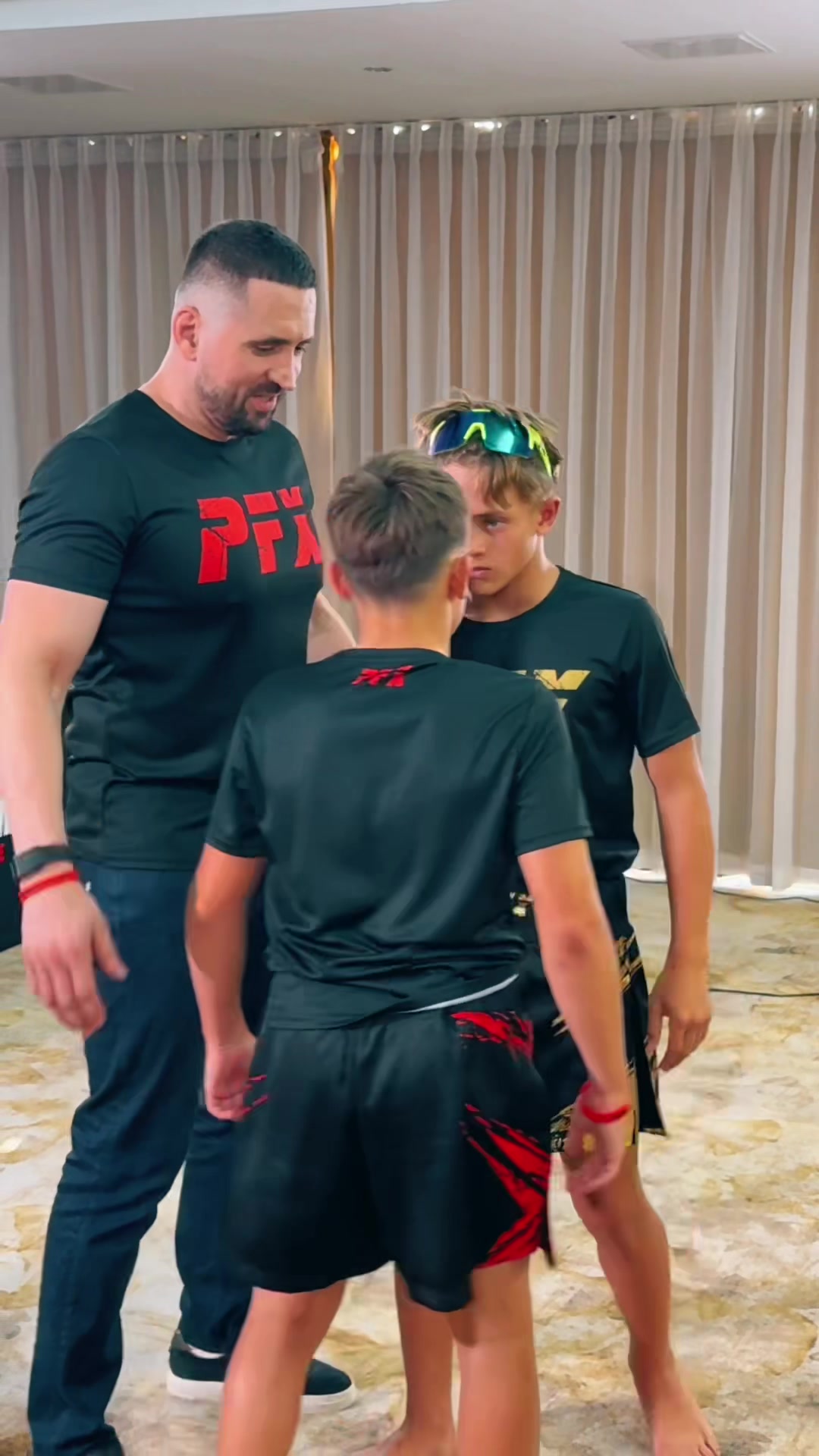 @Тренер Фиряев 💪😁