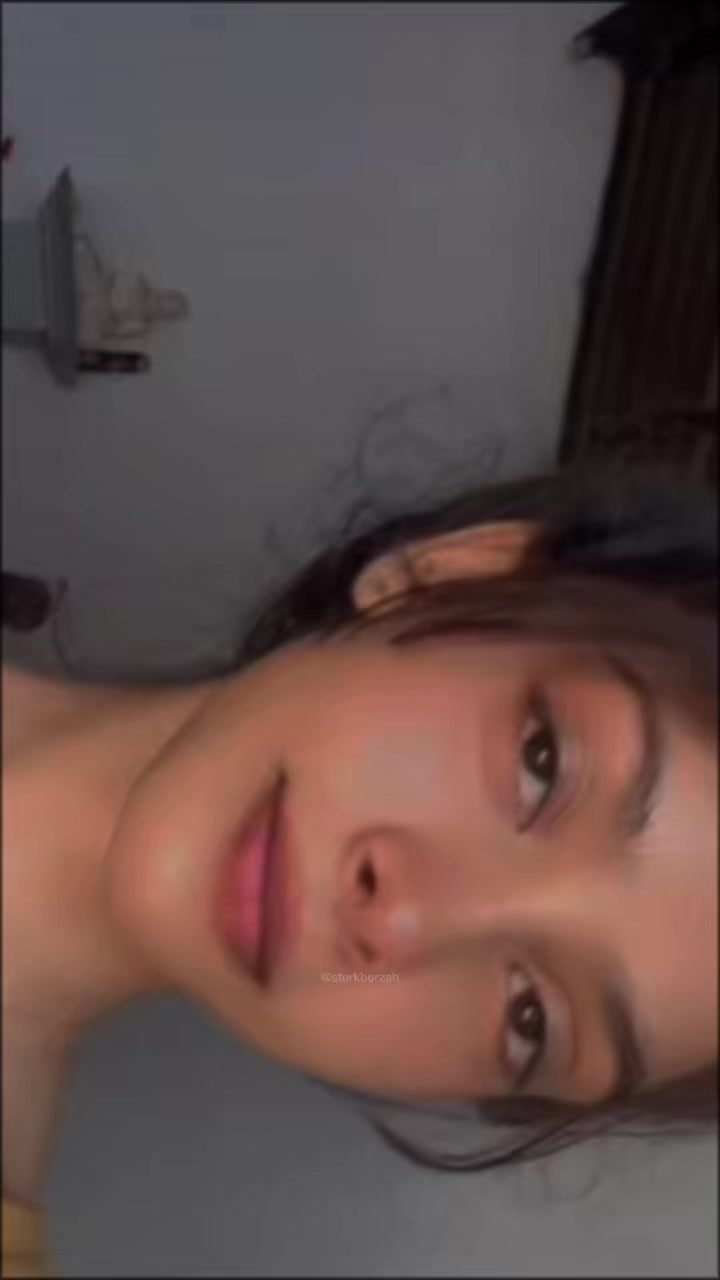@"𝕽𝖚𝕭𝖎...🦋💋"