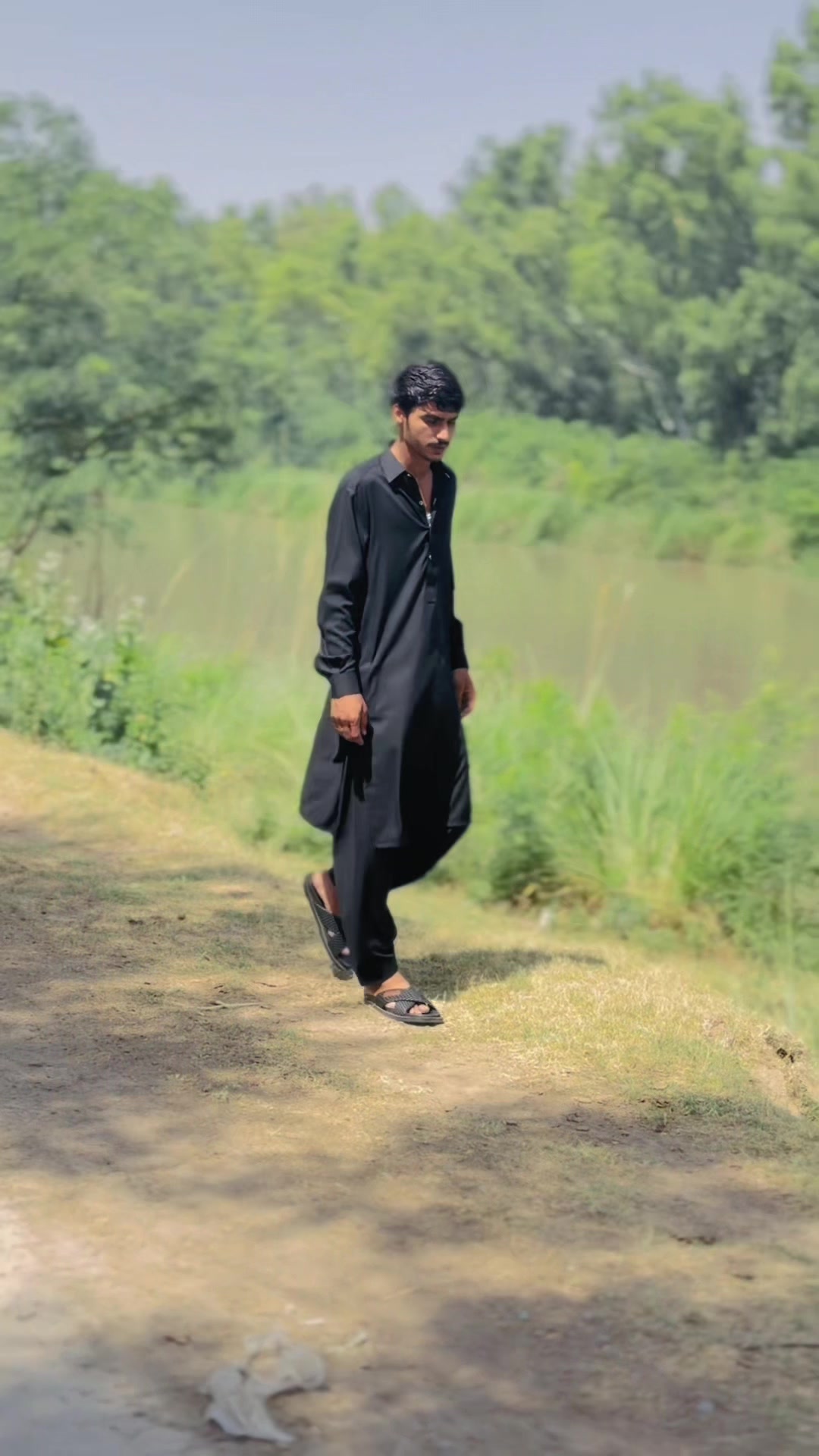 @کا ظم چيمہ 🥀