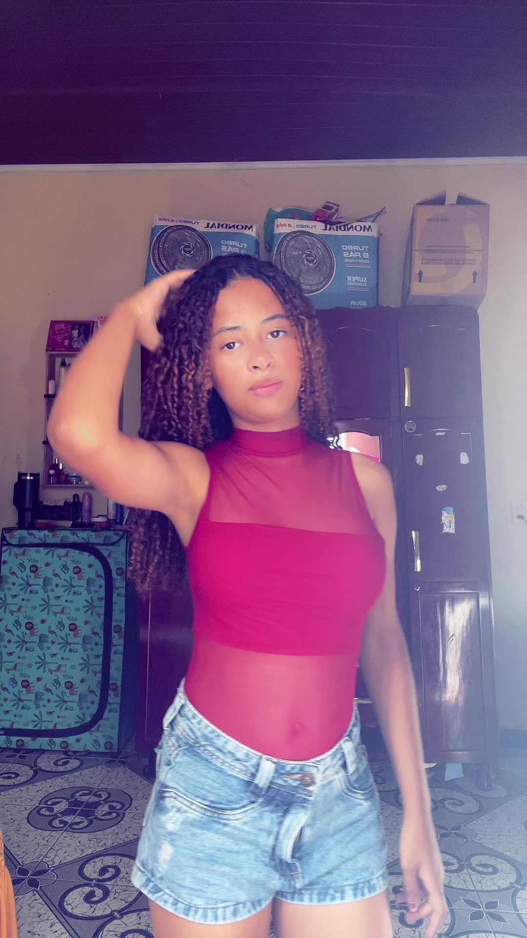 @yasneiff
