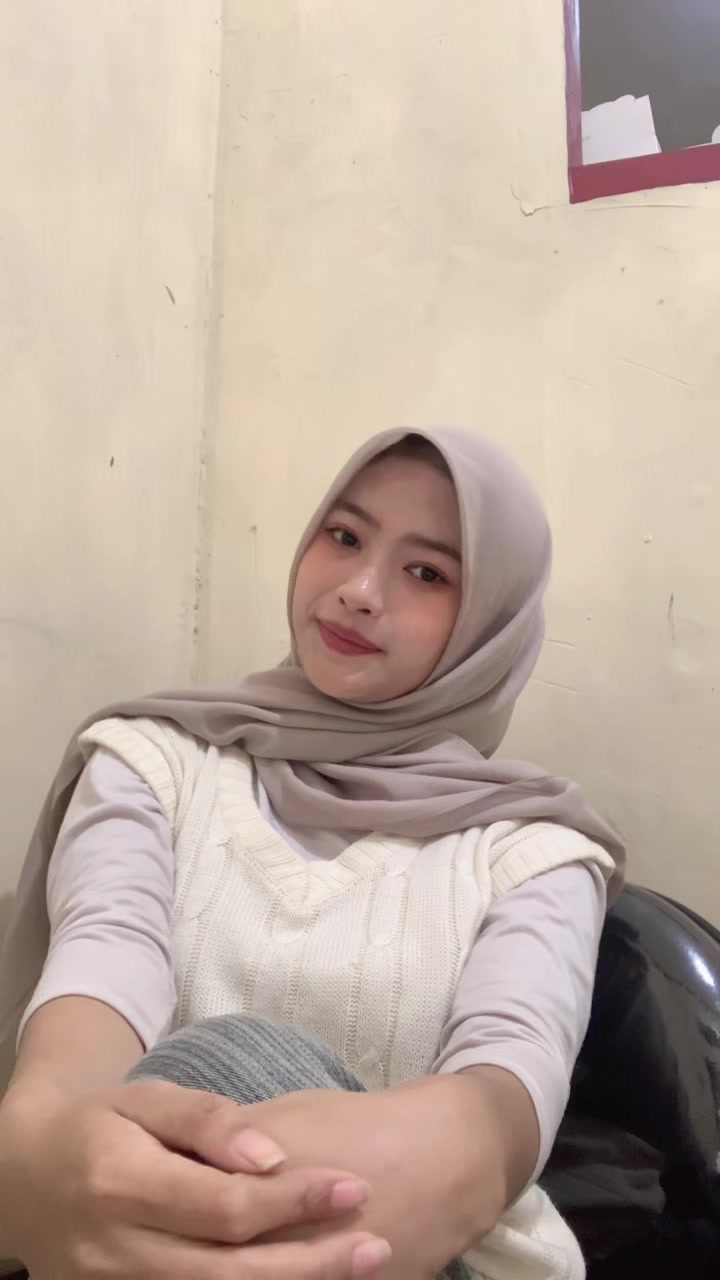 @hazeelnude0