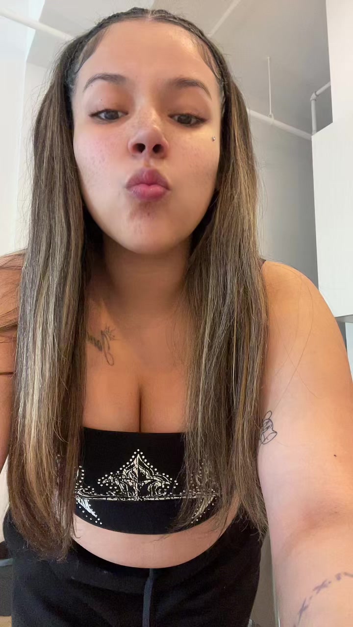 @monicajuanitaa