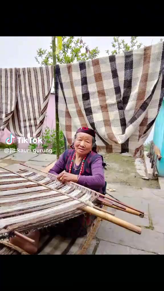 @🙏नमस्ते गुरुङ 🙏