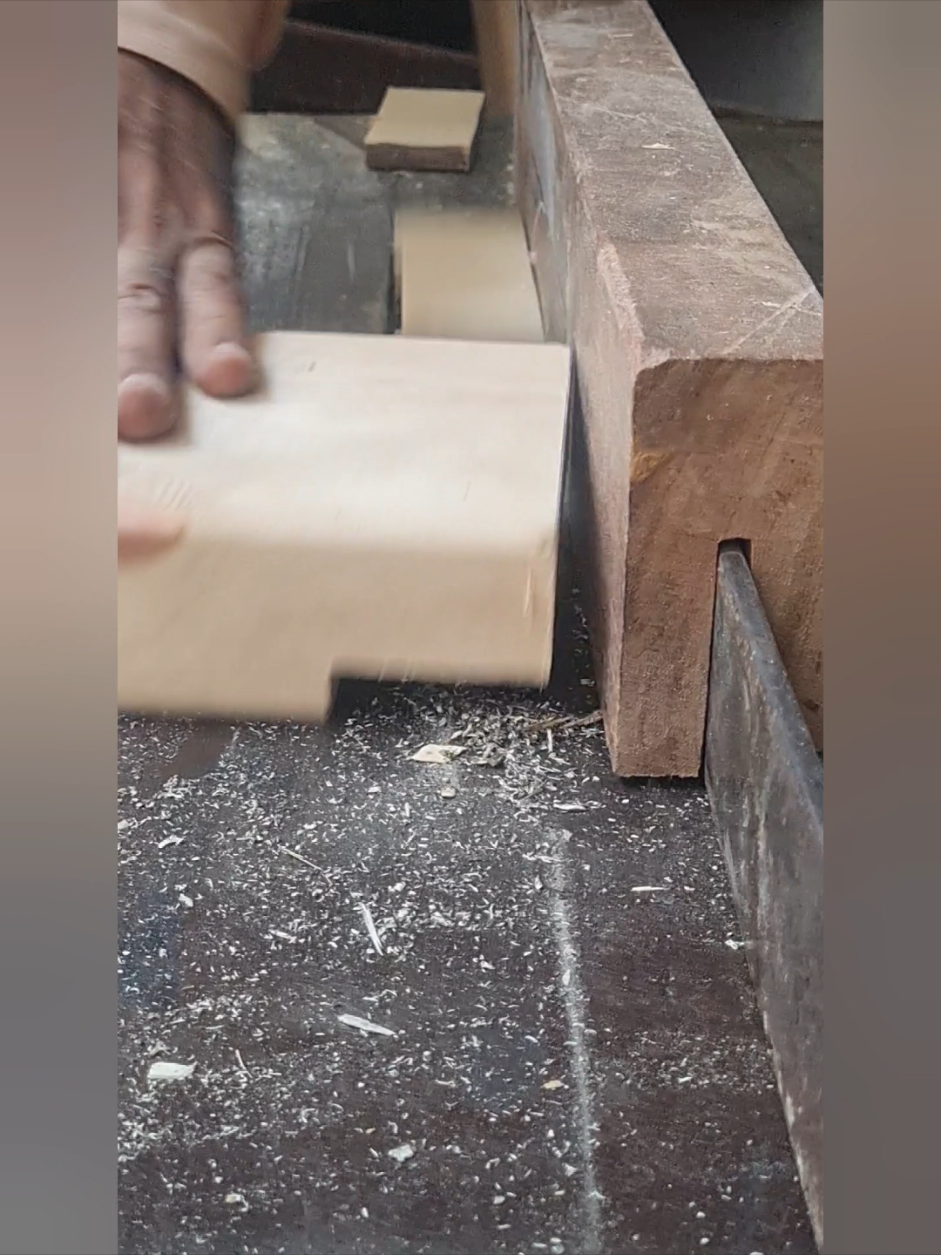 @Karachi Doors and Traders