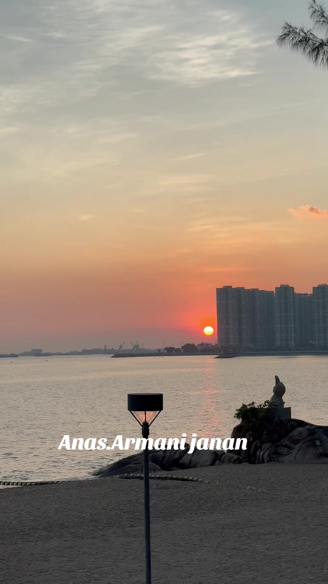 @Anas Armani. 🇭🇰🇭🇰🇭🇰