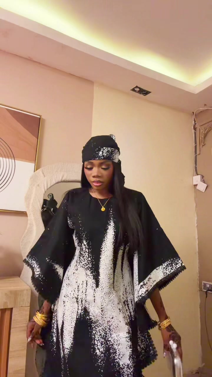 @HOUSE_OF_ZEE01(ABAYA IN LAGOS)