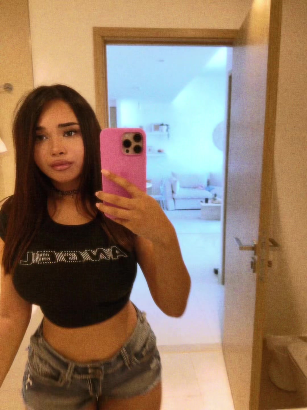 @Leila Santese