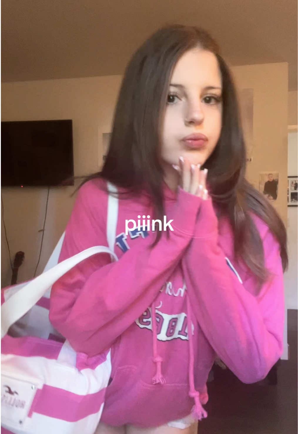 @hi