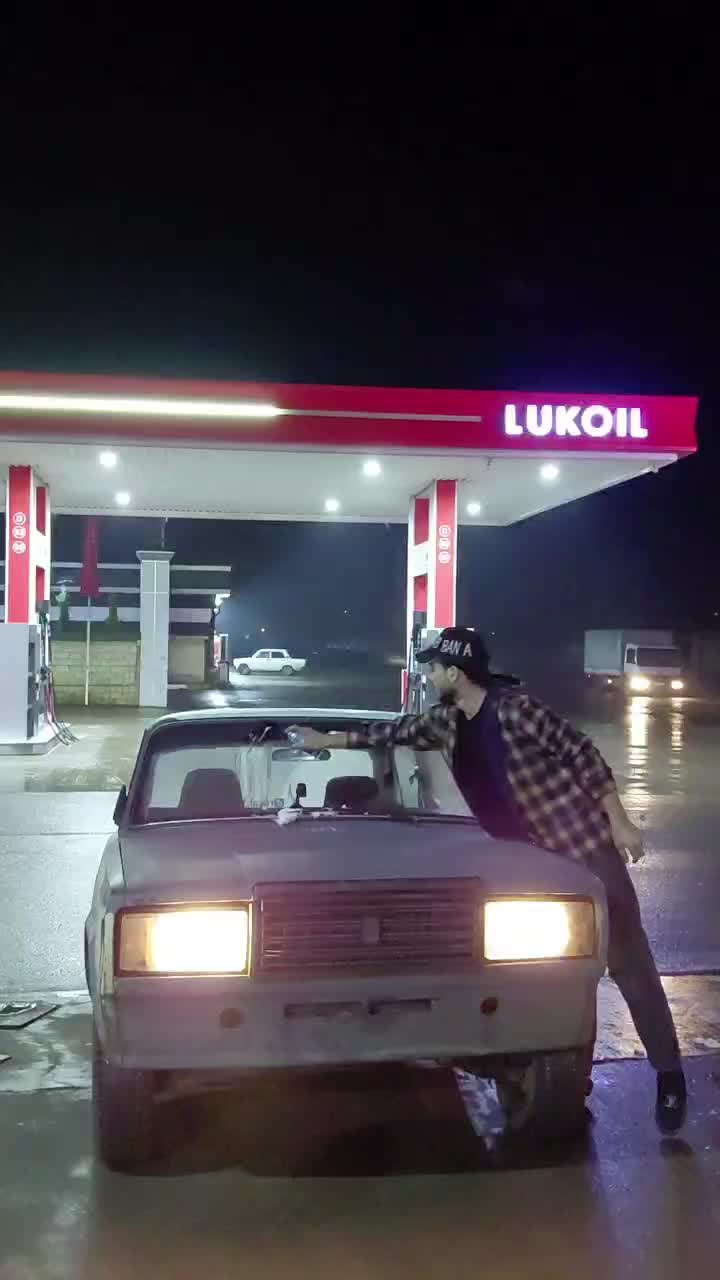 @Royal1o3