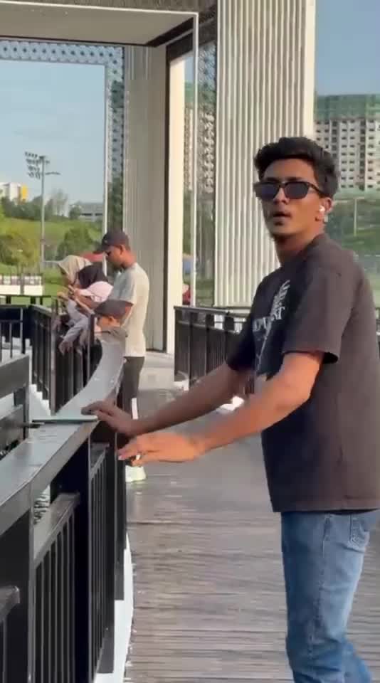 @Badmash boy🇳🇵✈️🇲🇾
