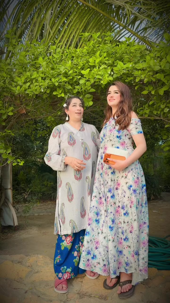 @Explorewithshakila