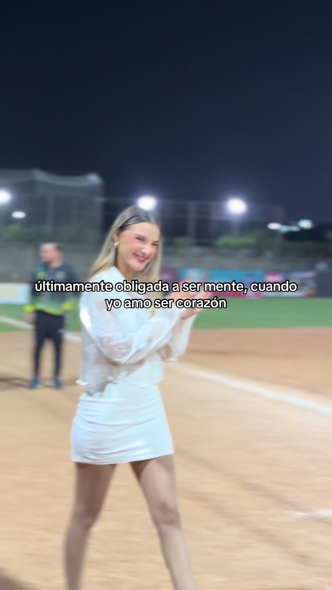 @Niki Unda🎤