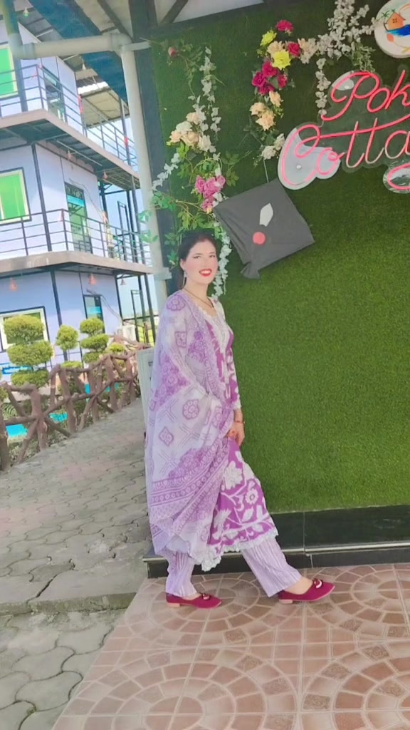 @diya thakuree ❣️🌺🤎🫂