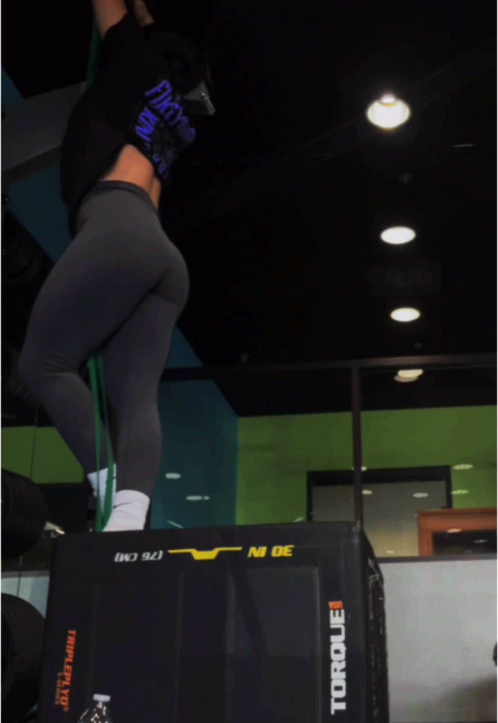 @Suelifts2
